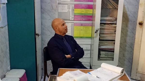 وكيل صحة الشرقية يتفقد سير العمل بوحدة طب الأسرة بالطيبة بالقنايات