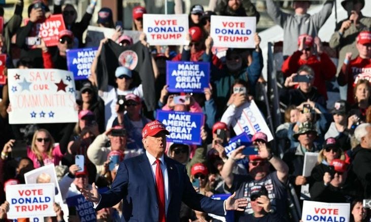 ترامب يقول إنه سيرحل المتظاهرين المناصرين لفلسطين