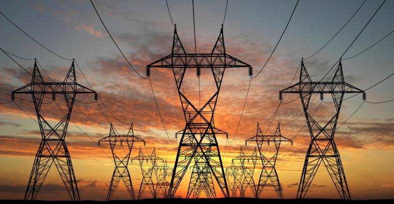 تحديات قطاع الكهرباء في سلطنة عمان في ظل التغيرات المناخية: تجارب وحلول