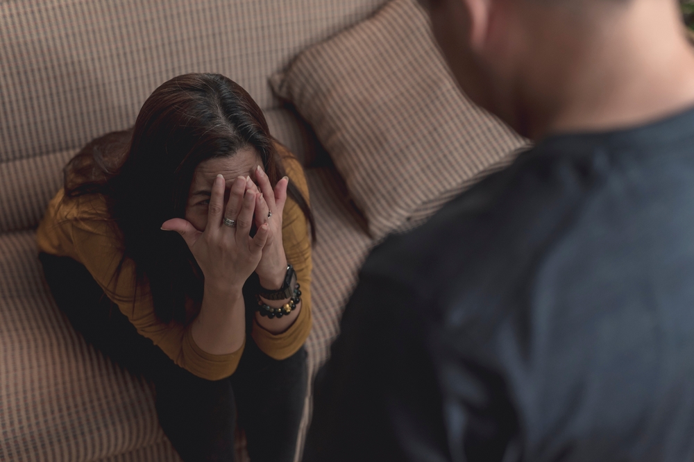 زوجة النرجسية تتلاعب بمشاعرك- المصدر: shutterstock