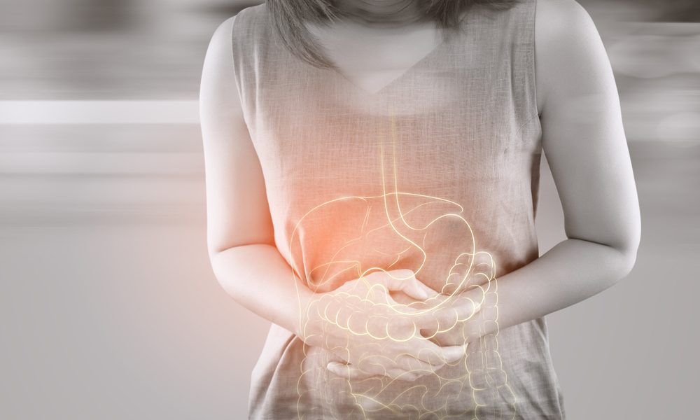 الفرق بين انتفاخ البطن وانتفاخ القولون| shutterstock