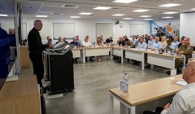 غالانت: أتوافق مع نتنياهو وهليفي على رد حازم ومفاجئ ضد إيران