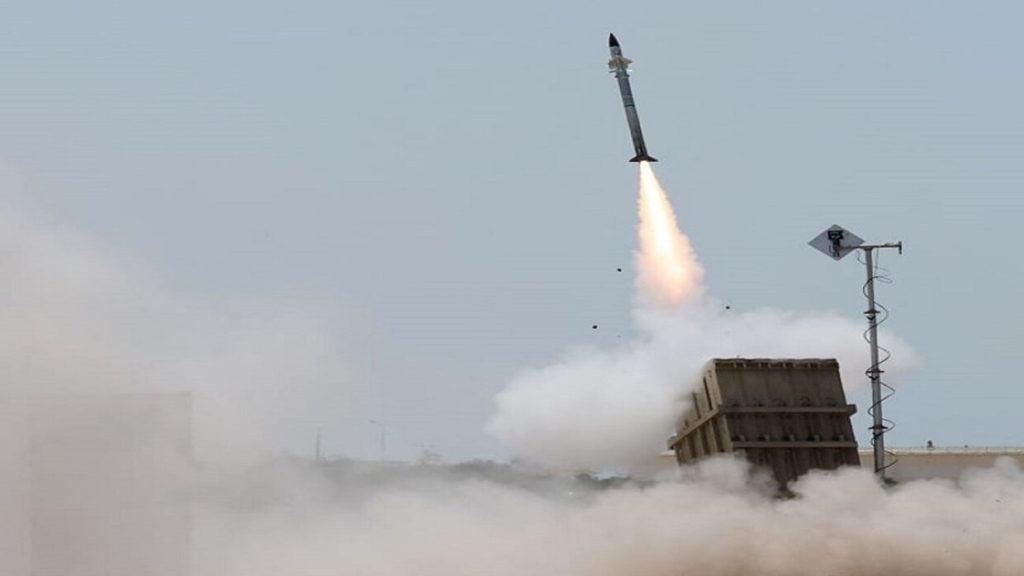 الحوثيون يتوعدون إسرائيل “بتصعيد عسكري مؤلم” ثأرا للسنوار