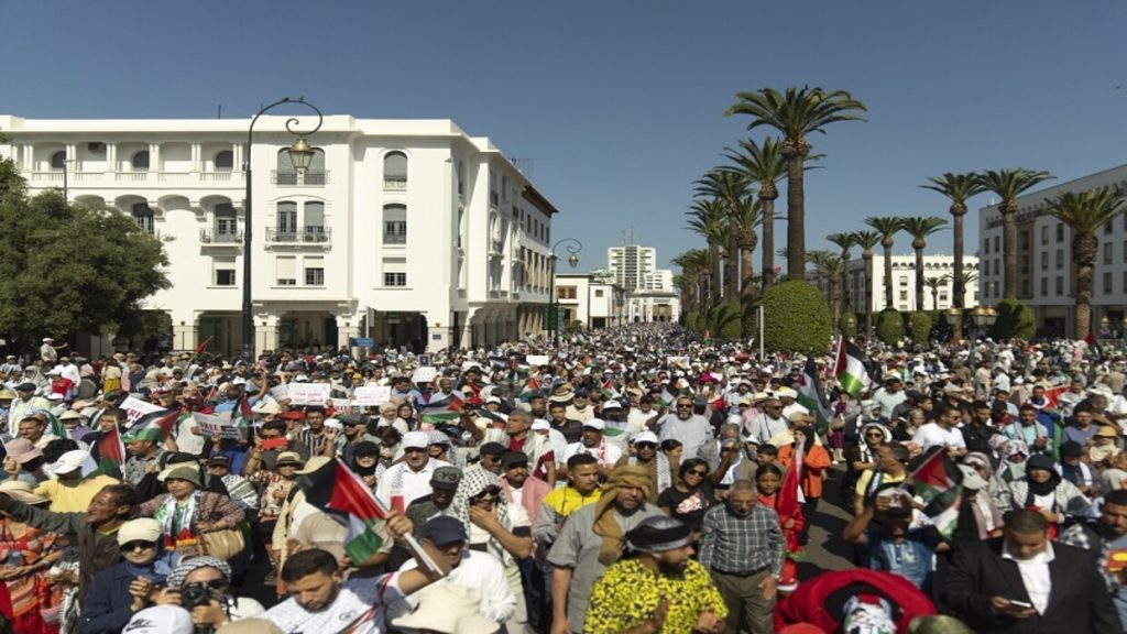 متظاهرون في المغرب يطالبون بإلغاء اتفاق التطبيع مع “إسرائيل”