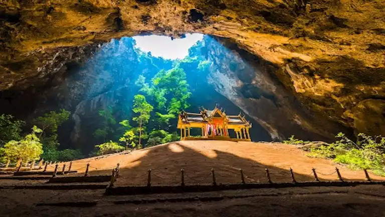 20 صورة لأغرب 5 كهوف في العالم- لن تتخيل شكلها