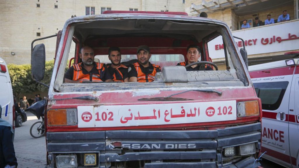 آلاف الفلسطينيين شمال غزة محرومون من الرعاية الطبية لليوم الـ18