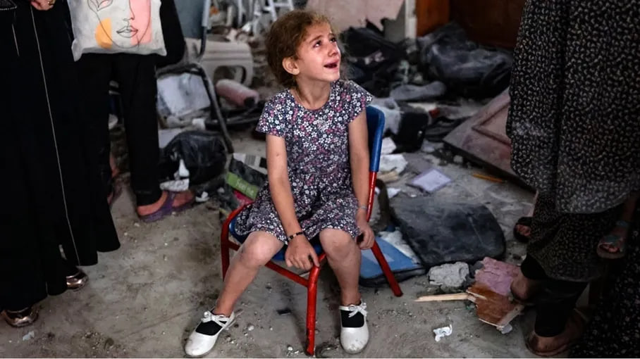 محلل إسرائيلي يحذر من “العزلة الدولية” بحال استمرت حرب غزة ولبنان