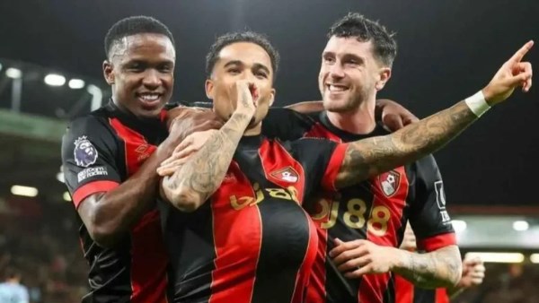 بورنموث يفوز على توتنهام 10 في الدوري الإنجليزي