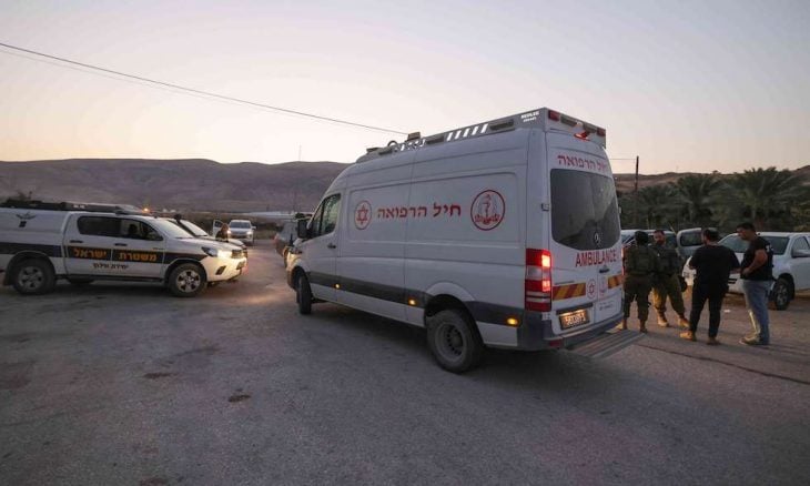 إصابة جنديين إسرائيليين بجروح خطيرة شرق الضفة الغربية