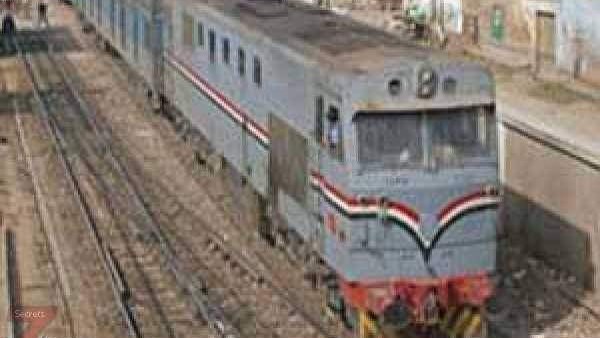أعواد القصب.. بتر ساق طالب إثر سقوطه أسفل قطار الديكوفيل في جرجا