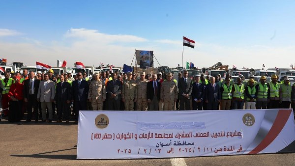 أخبار أسوان.. أمسية دينية للاحتفال بليلة النصف من شعبان.. ومتابعة 10 مشروعات لتحسين مياه الشرب