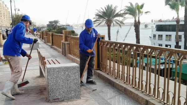 أسوان في 24 ساعة.. تنظيم حملات لإزالة الإشغالات والنظافة العامة.. ونجاح عملية جراحية بالمستشفى الجامعي
