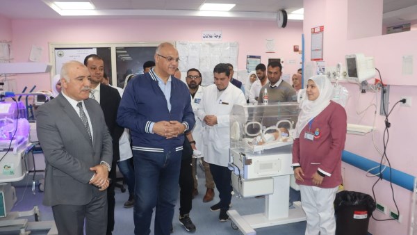 للاطمئنان على أحوال المرضى.. محافظ القليوبية يتفقد مستشفى القناطر الخيرية