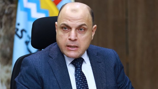 المركز التكنولوجي المتنقل يقدم خدمات التراخيص بالفترة المسائية