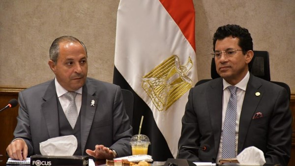 لتسريع وتيرة العمل بستاد المصري الجديد.. وزير الرياضة يلتقي محافظ بورسعيد