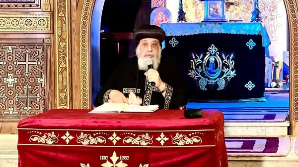البابا تواضروس يعلن توقف الاجتماع الأسبوعي خلال فترة الخمسين المقدسة البابا تواضروس يعلن توقف الاجتماع الأسبوعي خلال فترة الخمسين المقدسة