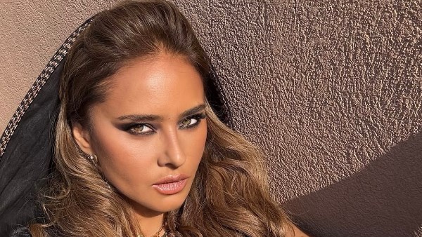 بملامح فرعونية.. نيللي كريم تخطف أنظار جمهورها بإطلالة لافتة