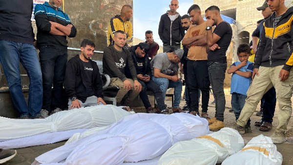 استشهاد 25 فلسطينيًا خلال غارات إسرائيلية على جباليا شمال غزة