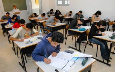 الامتحانات الاشهادية بين البعدين التربوي والترهيبي  OujdaCity