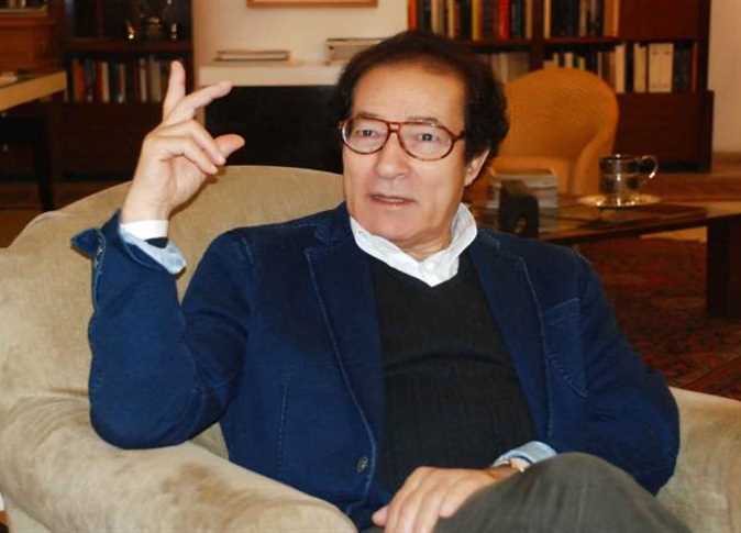 غيرة غير طبيعية.. فاروق حسني يكشف سبب عدم زواجه