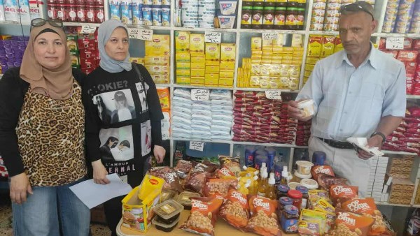 ضبط مواد غذائية منتهية الصلاحية بسوبر ماركت في بورسعيد