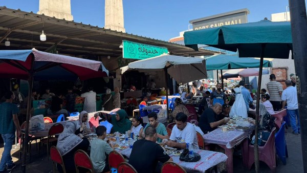 سوق أسماك بورسعيد يستقبل آلاف الزوار خلال عطلة نهاية الأسبوع