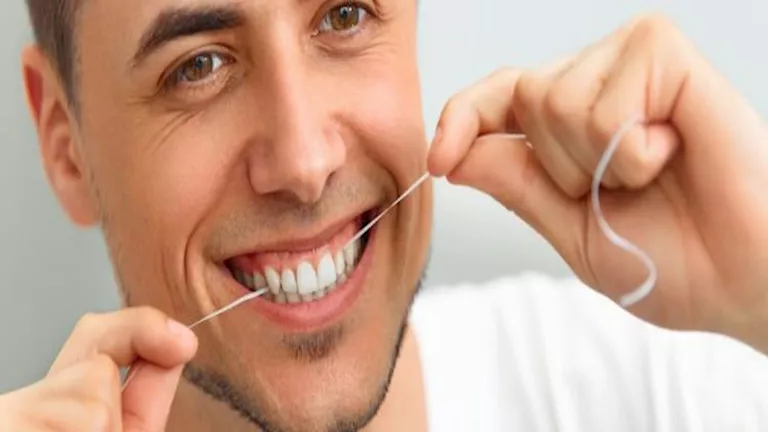 ما العلاقة بين سوء صحة الفم وتلف الدماغ؟ دراسة تكشف