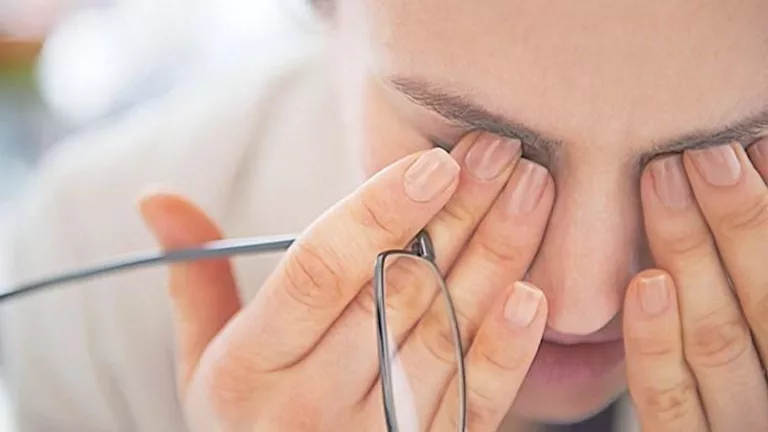 5 علامات خطيرة في العين تتطلب زيارة الطبيب فورا.. لا تتجاهلها