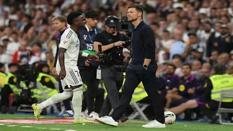 فينيسيوس يثير الجدل ويهدد بالرحيل عن ريال مدريد بعد الفوز على برشلونة