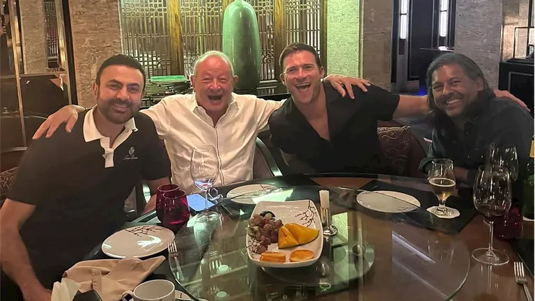 ماذا قال سكوت إيستوود عن زيارته لمصر ودعوة نجيب ساويرس له؟