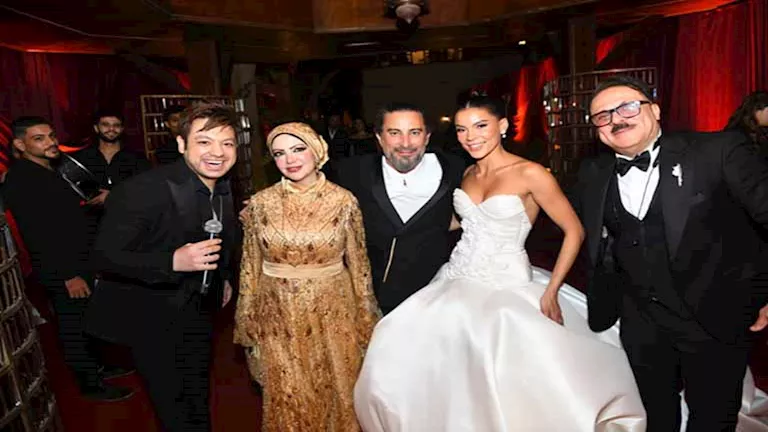 “حلق وسقوط وأول ظهور لنجمة مع زوجها” 25 صورة ولقطات من حفل زفاف هادي ا