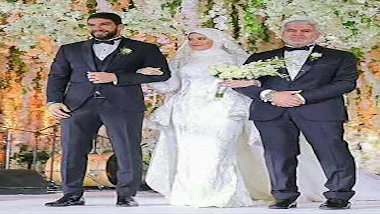 15 صورة وأبرز المعلومات عن إكرامي الشحات وعلاقته بالتمثيل