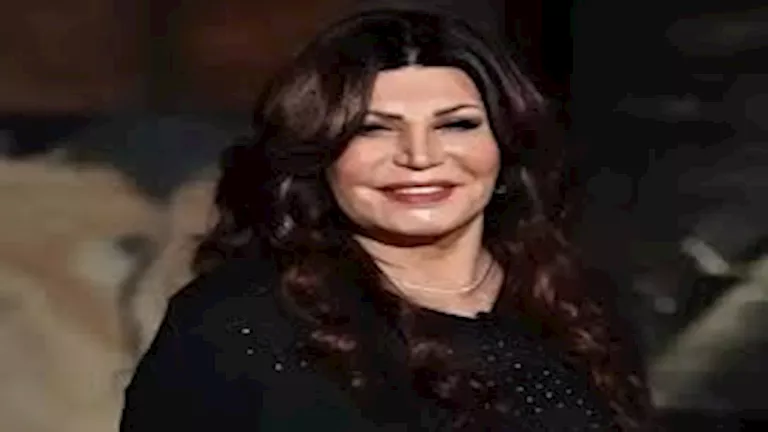 نجوى فؤاد: “مهنة الرقص متعبة جدًا واللي يحترمها تحترمه”