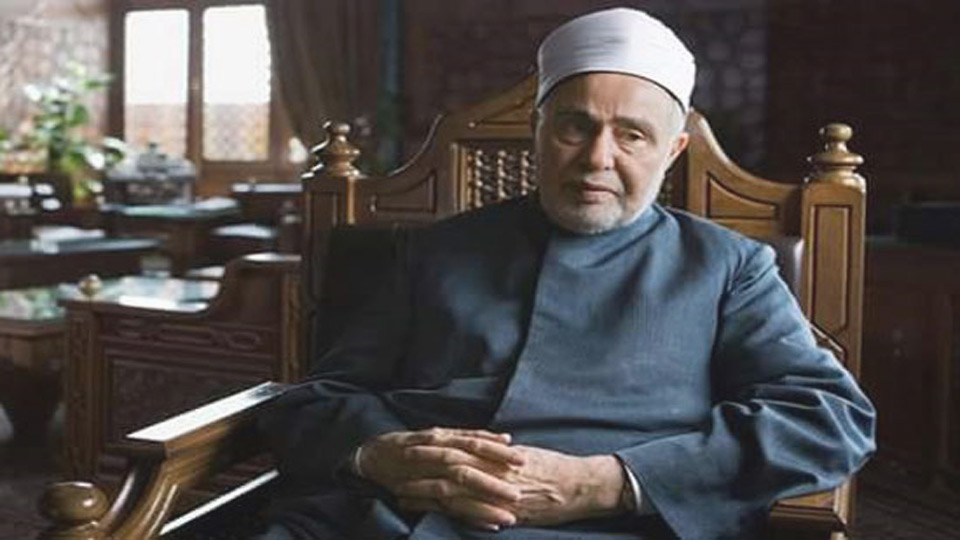 في ذكرى ميلاد الراحل سيد طنطاوي.. 14 عاما على كرسي المشيخة.. إمام الوسطية جمع بين العلم والعدل