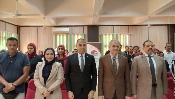 تمكين الطلاب لاكتساب مهارات تتوافق مع متطلبات سوق العمل