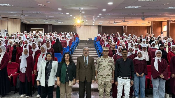 دورات لترسيخ قيم الانتماء الوطني لدى الطالبات