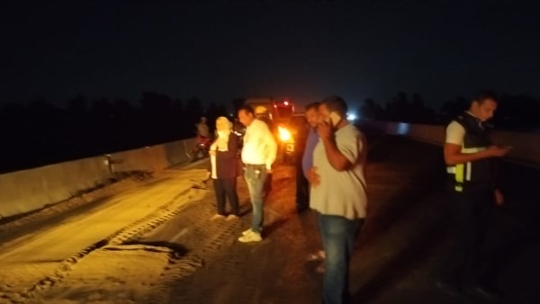 ارتباك مروري.. انقلاب سيارة تحمل زيوت بخط طنطا السنطة الجديد| صور ارتباك مروري.. انقلاب سيارة تحمل زيوت بخط طنطا السنطة الجديد| صور