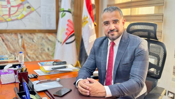 تكثيف أعمال الزراعة والتجميل بمدينة 6 أكتوبر تزامنًا مع افتتاح المتحف المصري الكبير