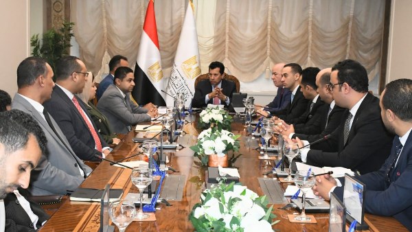 وزير الشباب يلتقي مجلس إدارة الاتحاد المصري للكيانات الشبابية ويوجه بإطلاق يوم الكيانات والقوى الشبابية في سيناء