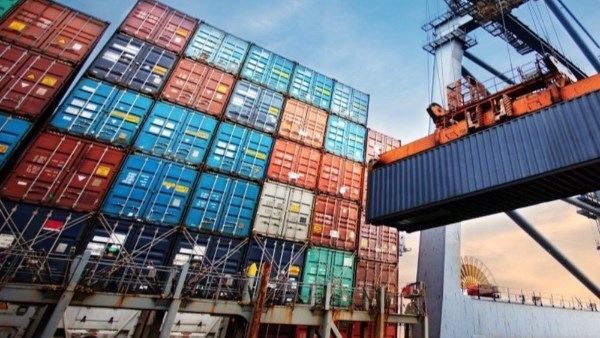 الصادرات غير البترولية تسجل أداءً إيجابيًا خلال الـ 9 أشهر الأولى من 2025