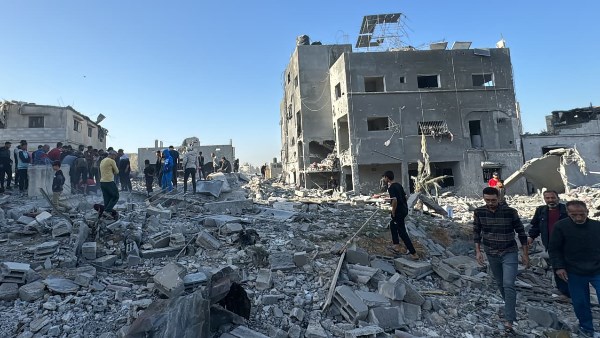 الأمم المتحدة قررت إرسال 4200 شحنة أسبوعيا لقطاع غزة