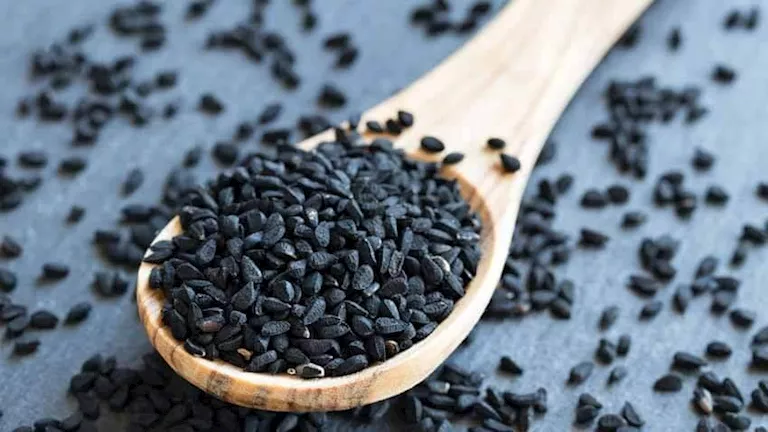 كيف تساعد حبة لبركة في الوقاية من السمنة؟