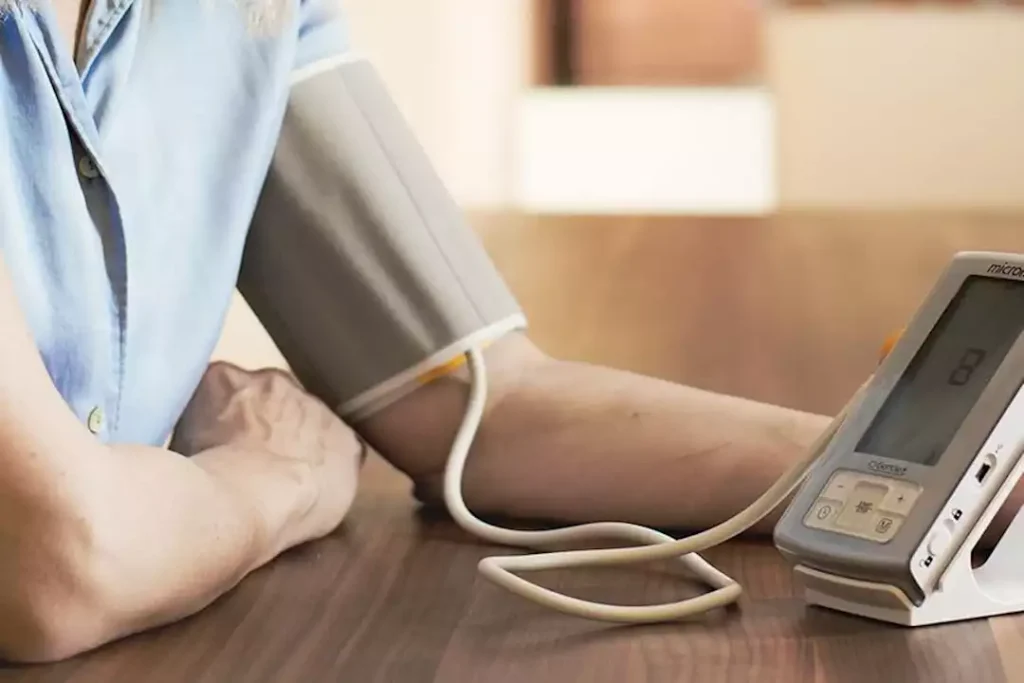 أبدأ بها يومك .. مشروبات تخفض ضغط الدم المرتفع