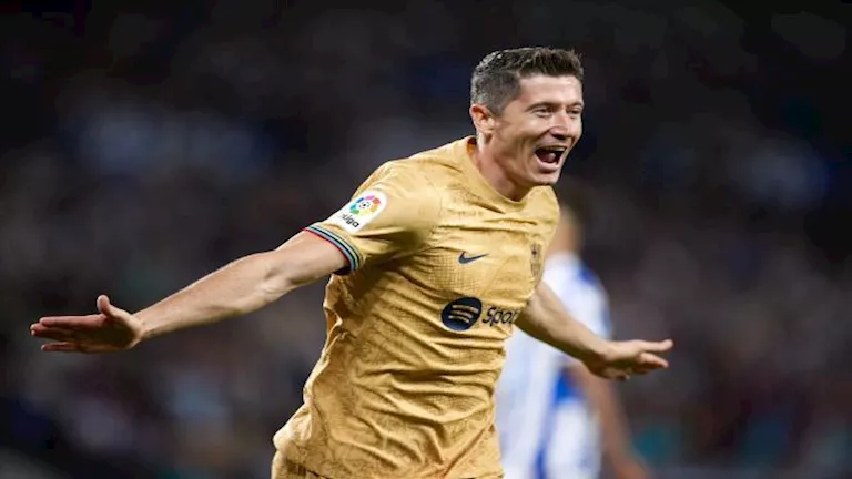 ميلان يسعى لتدعيم خط هجومه بالتعاقد مع نجم برشلونة