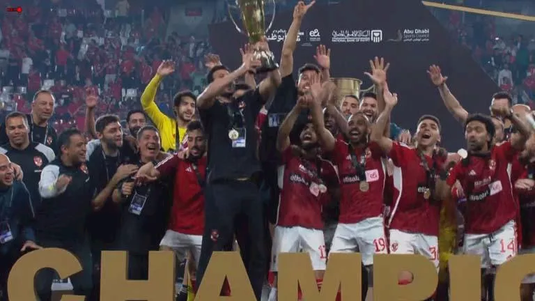 من الزمالك إلى الأهلي.. أبطال 22 نسخة من كأس السوبر المصري