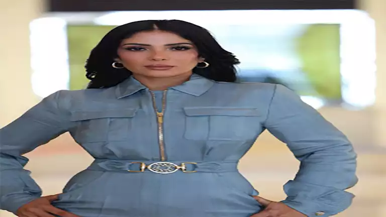 “ماء الأرز واللبان الدكر”.. منى زكي تكشف سر جمالها (فيديو)