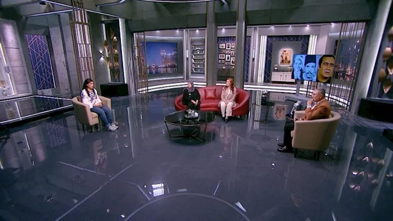 عمرو الليثي يفتح خزانة ذكريات زكي رستم وشكوكو وزيان في “واحد من الناس”