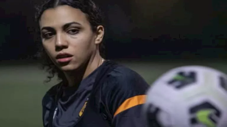 سارة عصام تعلن انضمامها لنادِ إنجليزي جديد