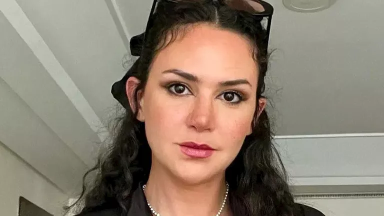 أنيقة ومحتشمة.. إطلالة ركين سعد في سابع أيام مهرجان القاهرة السينمائي