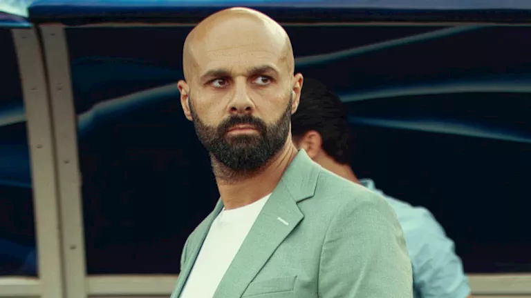 بعد الإشادة به.. عماد الطيب يكشف لـ “مصراوي” كواليس مسلسل “ابن النادي”